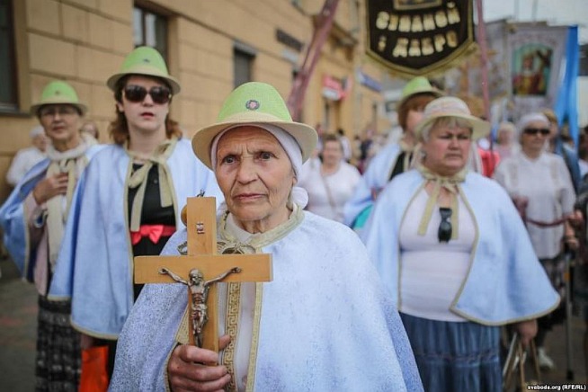 Catholic procession in Minsk