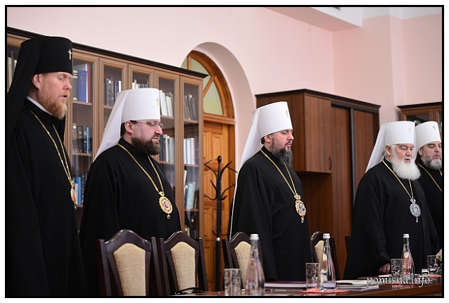 OCU-holy synod meeting