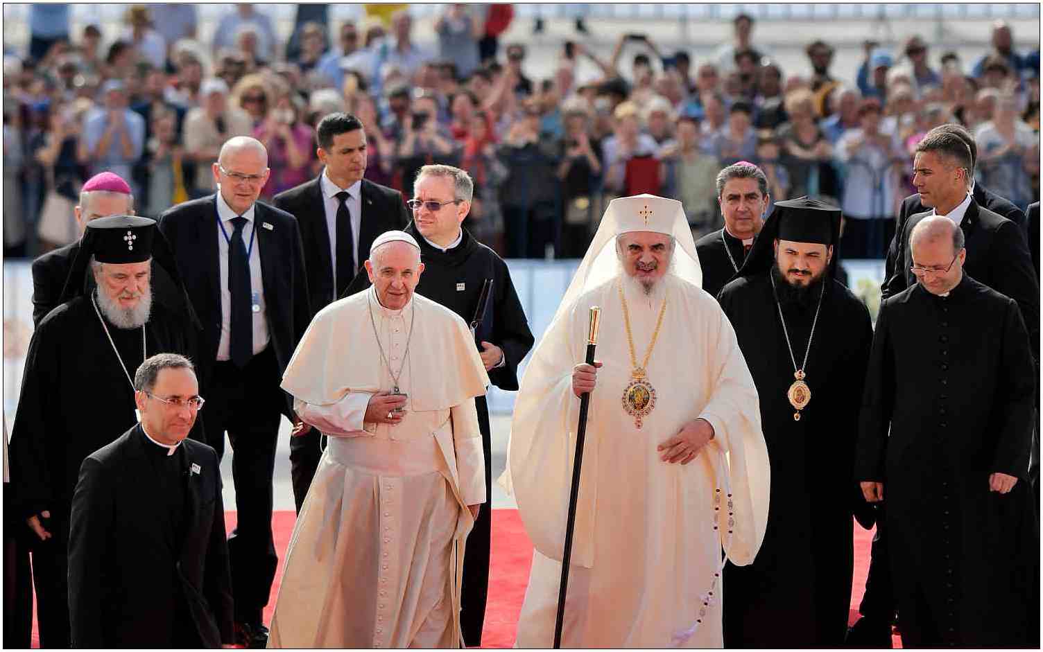 Pope Francis and Patriarch Daniel