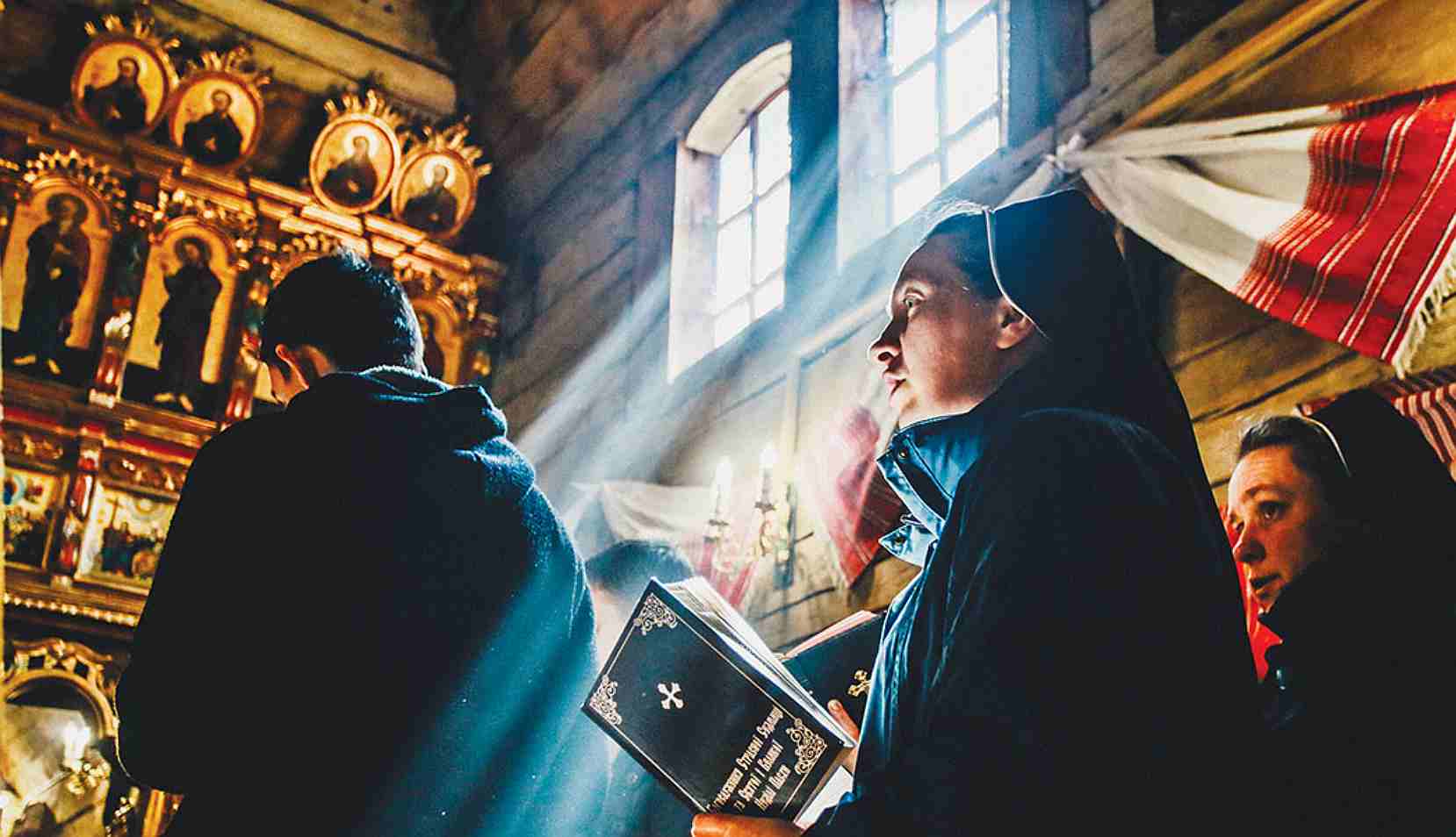 Ukraine's Orthodox Church battles for independence